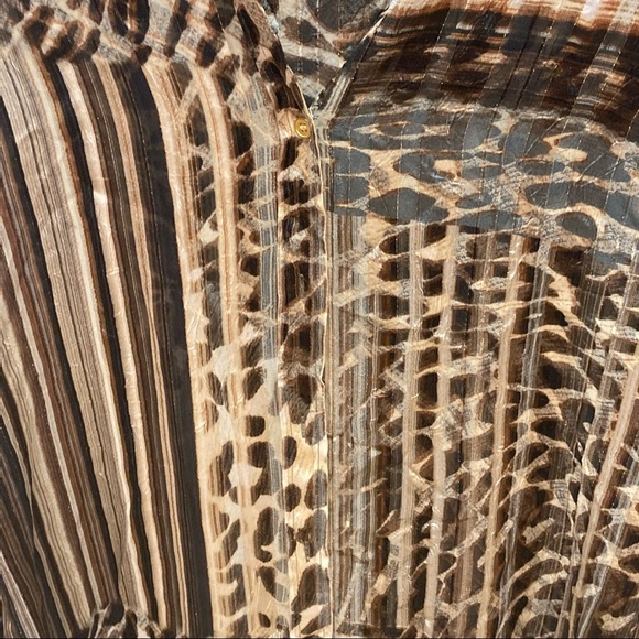 Chico’s Animal Print Blouse - Picture 2 of 9